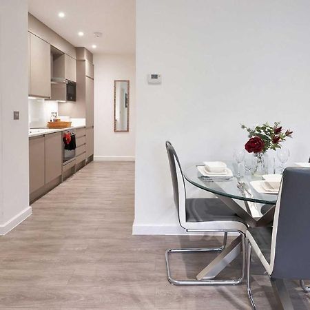 Luxustay Milburn House 米尔顿凯恩斯 外观 照片